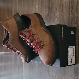 NIB Ecco Street Terrain shoes